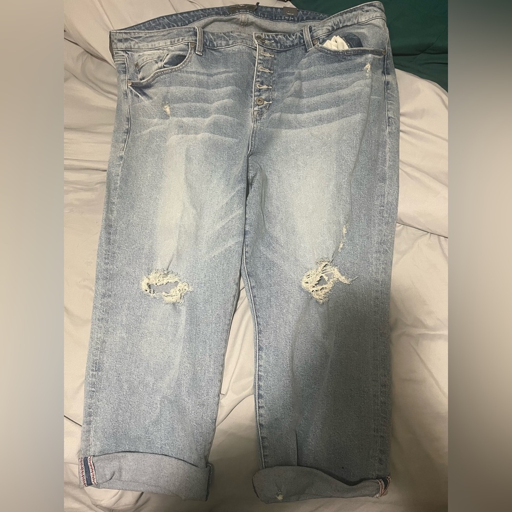 NWT 22R Torrid Blue Boyfriend Jeans Distressed Vintage Style